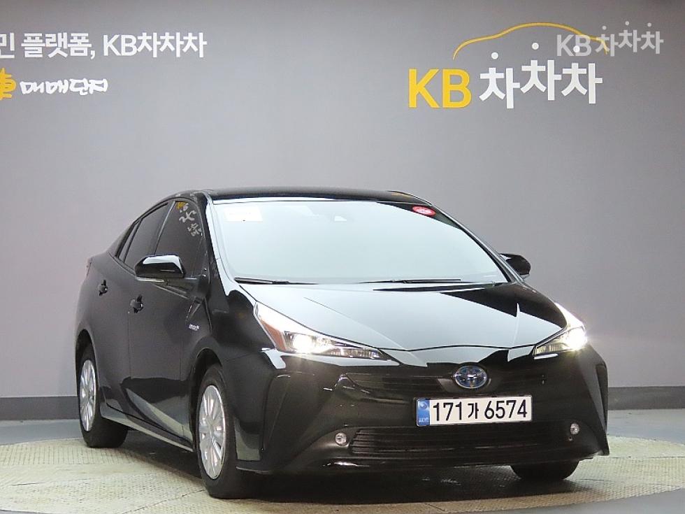 Toyota Prius BASE MODEL — фото 3