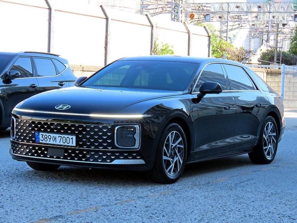 Hyundai Grandeur Premium — фото 2