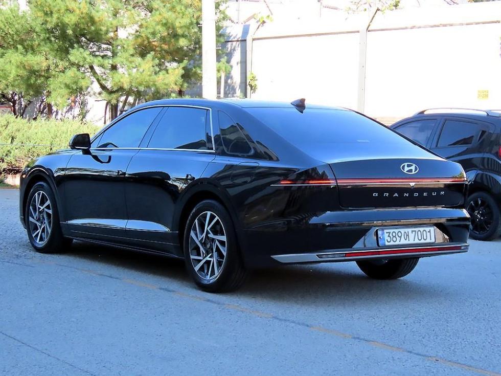 Hyundai Grandeur Premium — фото 3