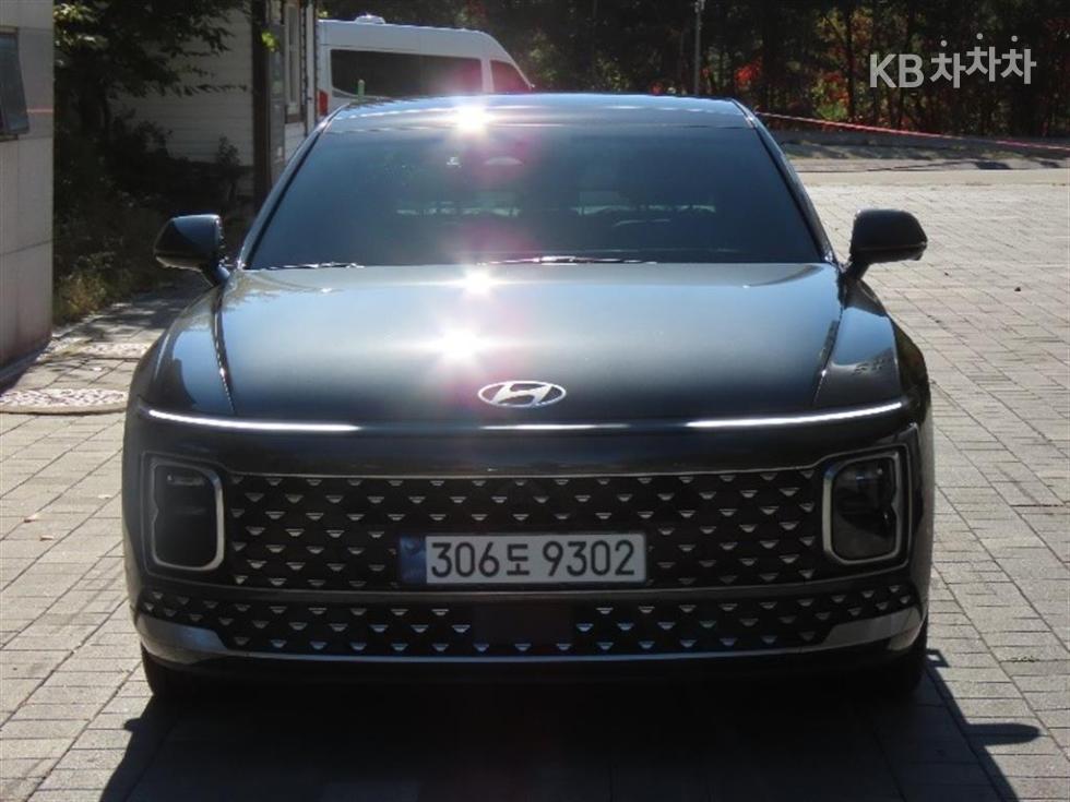 Hyundai Grandeur EXCLUSIVE — фото 1