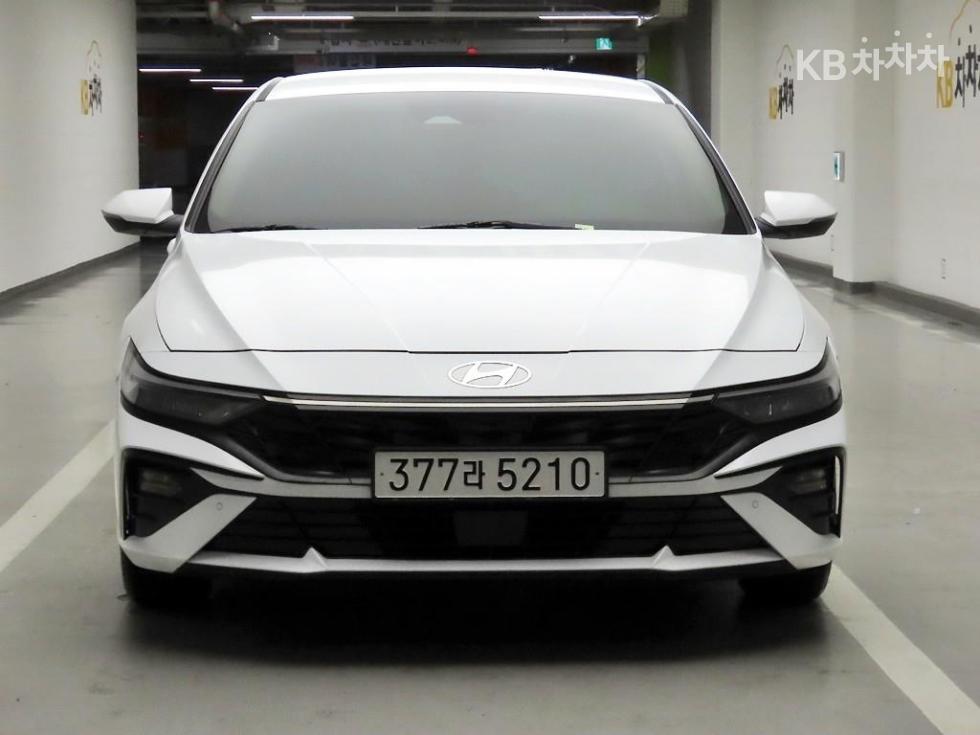 Hyundai Avante Smart — фото 1