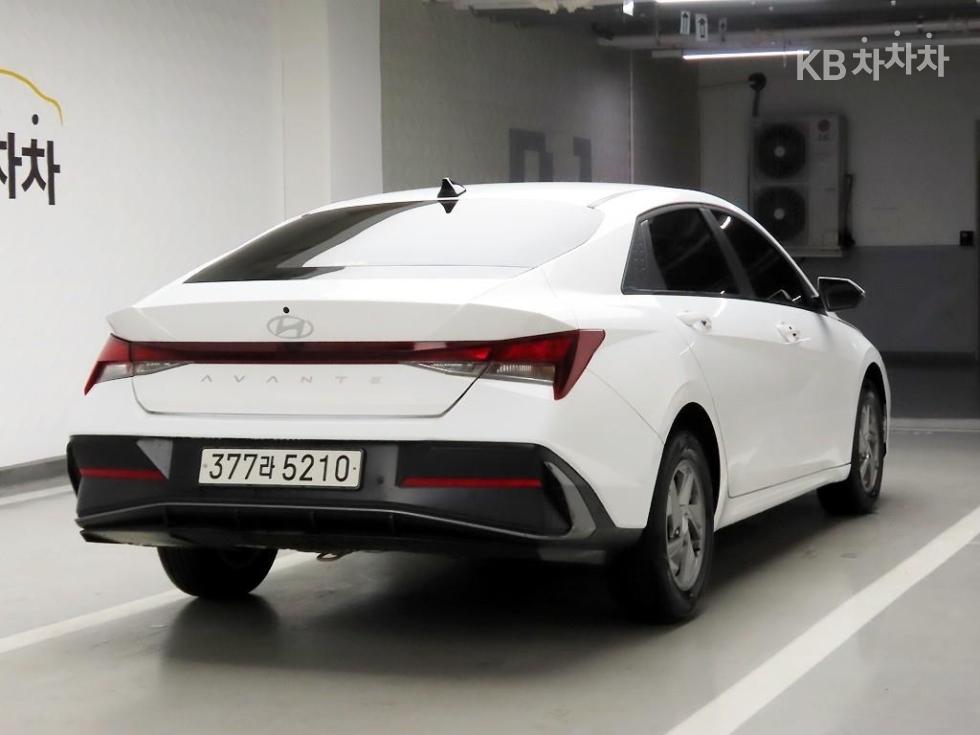 Hyundai Avante Smart — фото 4