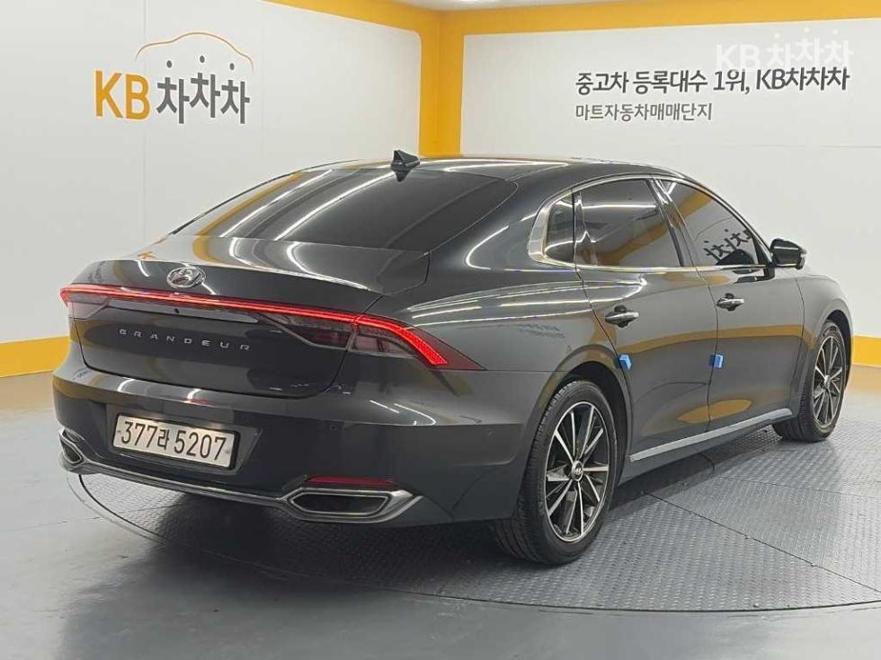 Hyundai Grandeur EXCLUSIVE — фото 4