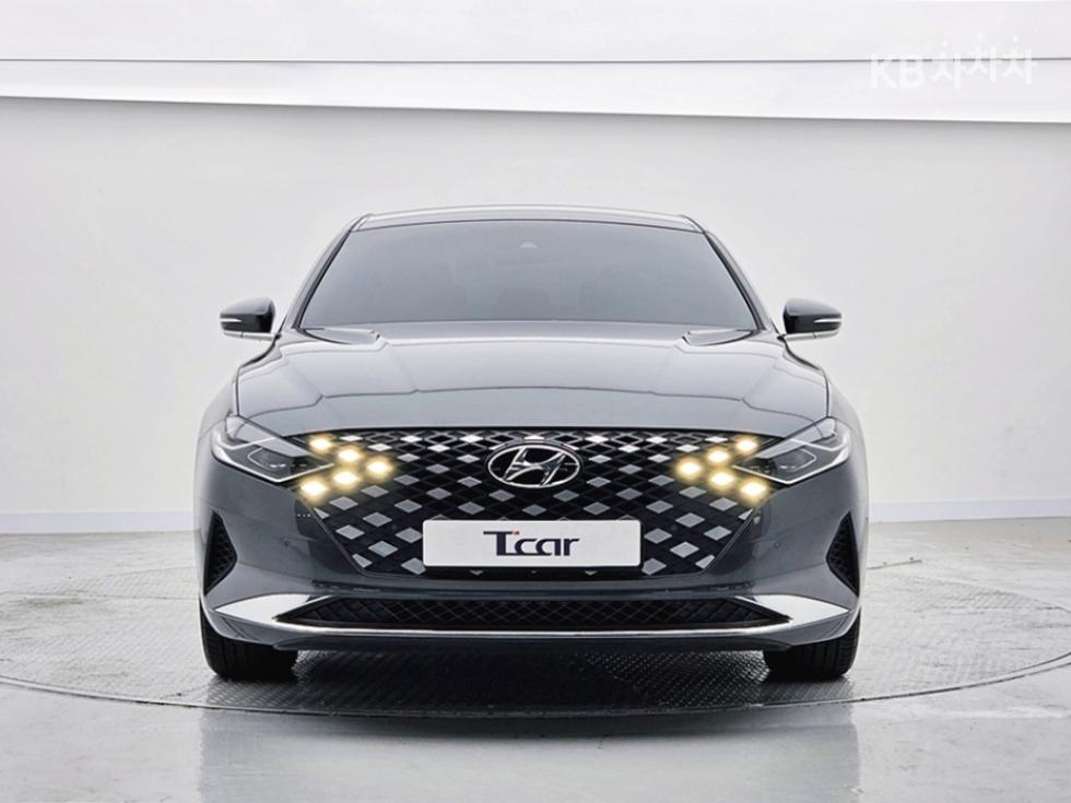 Hyundai Grandeur Premium — фото 3