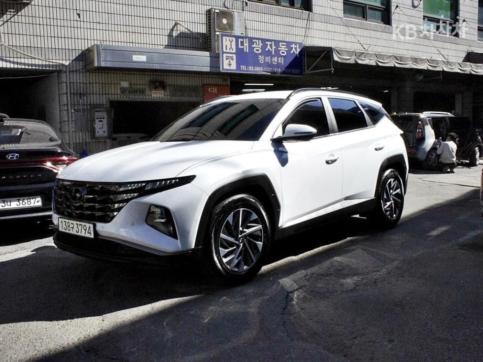 Hyundai Premium — фото 2