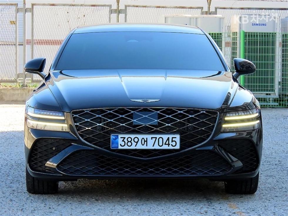 Genesis G80 — фото 1