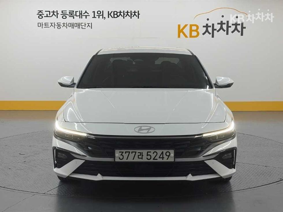 Hyundai Avante — фото 2