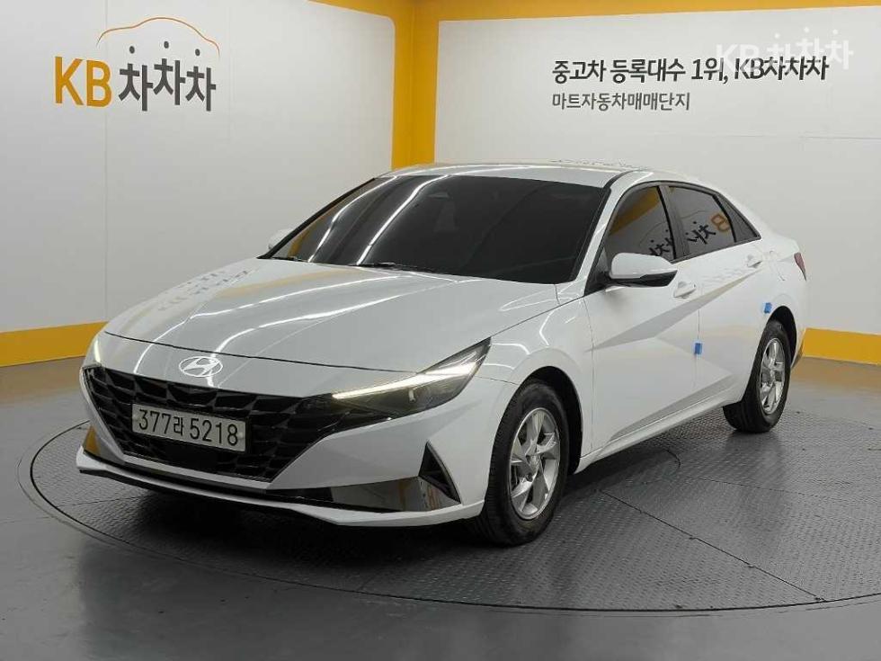 Hyundai Avante — фото 1
