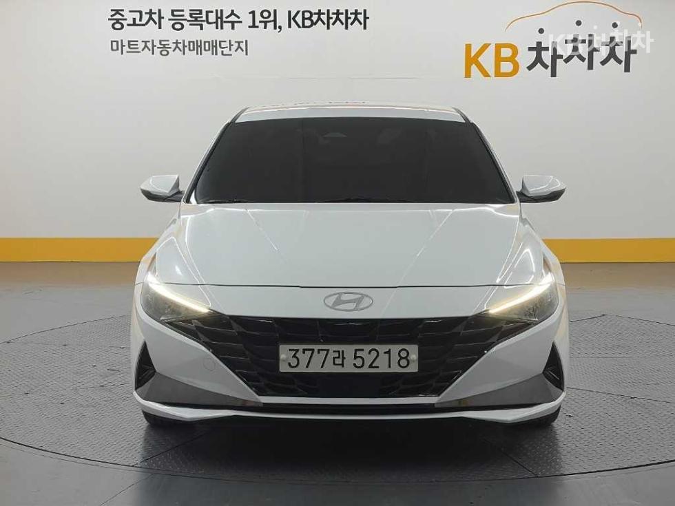Hyundai Avante — фото 2
