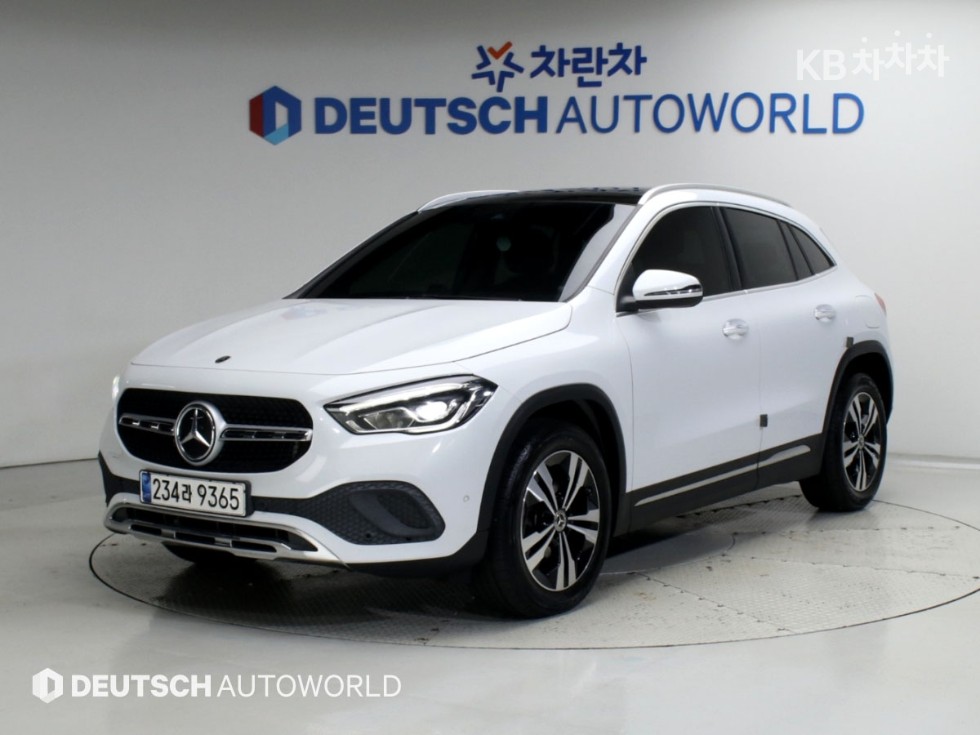 Mercedes-Benz GLA-Class — фото 1