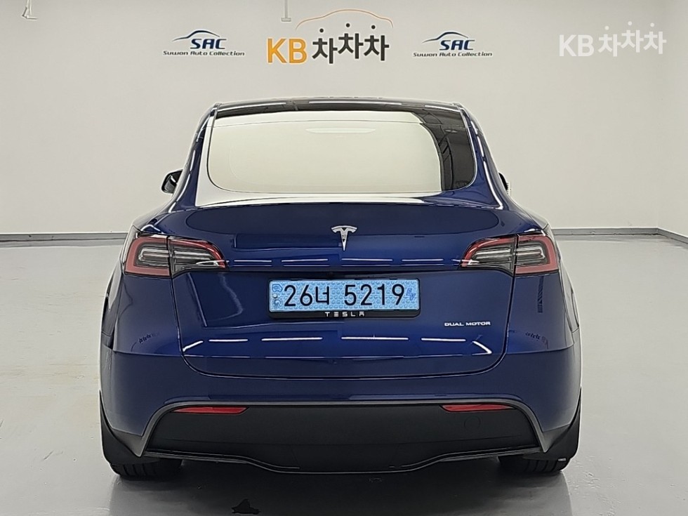 Tesla Model Y — фото 3