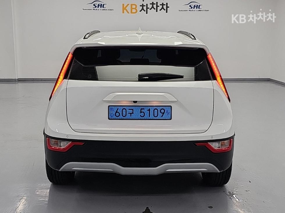 Kia BASE MODEL — фото 3