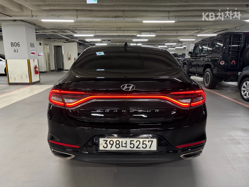 Hyundai Grandeur BASE MODEL — фото 4
