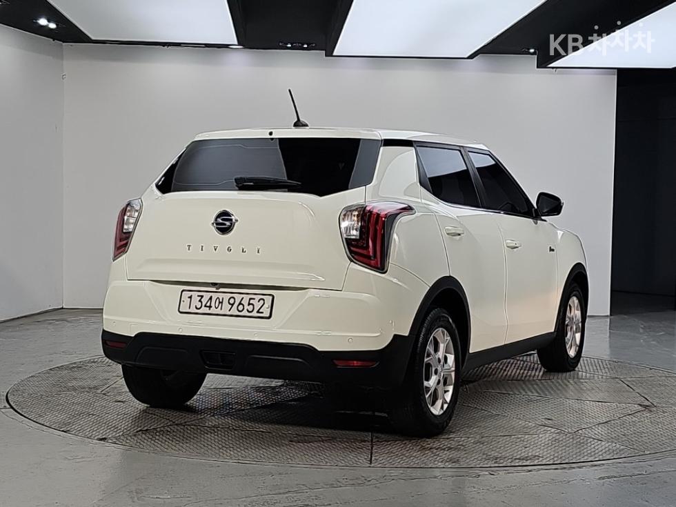 KG Mobility Tivoli BASE MODEL — фото 4