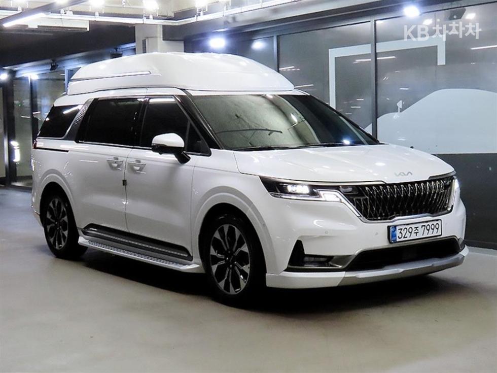 Kia Carnival SIGNATURE — фото 1