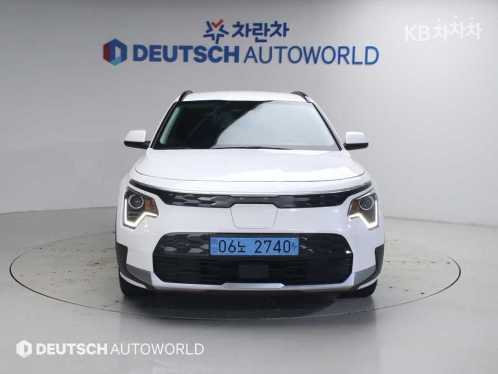 Kia BASE MODEL — фото 3