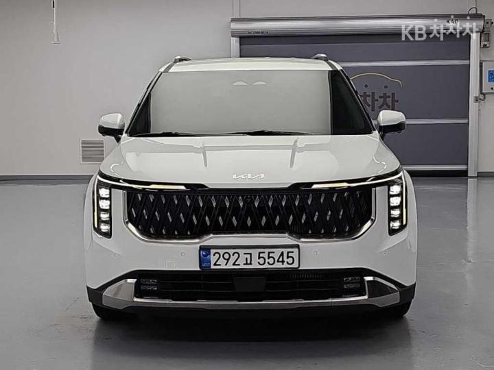 Kia Carnival — miniaturë 2