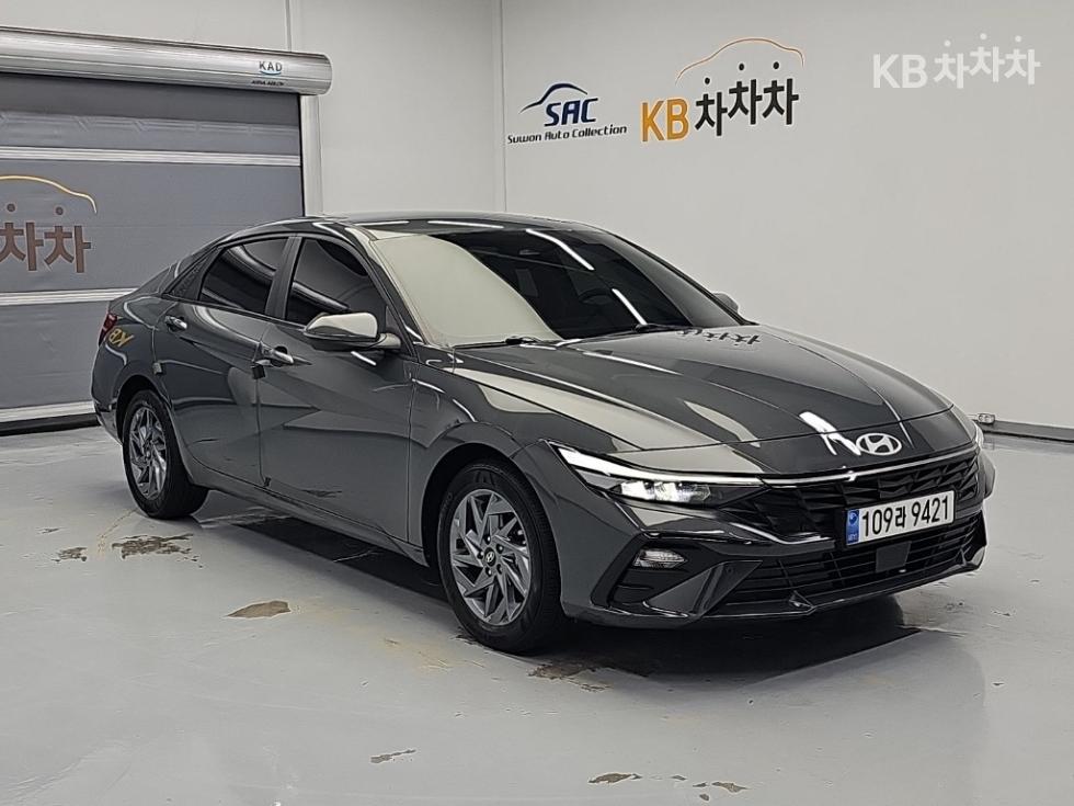 Hyundai Avante — фото 4