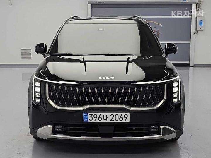 Kia Carnival — miniaturë 2