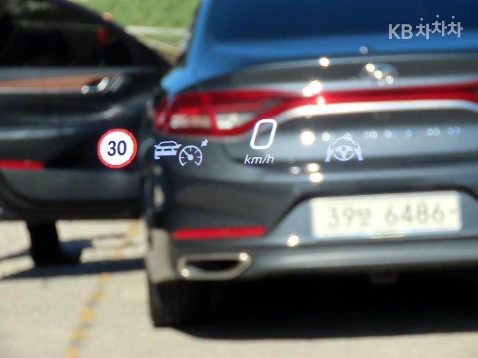 Mercedes-Benz GLE — miniaturë 10