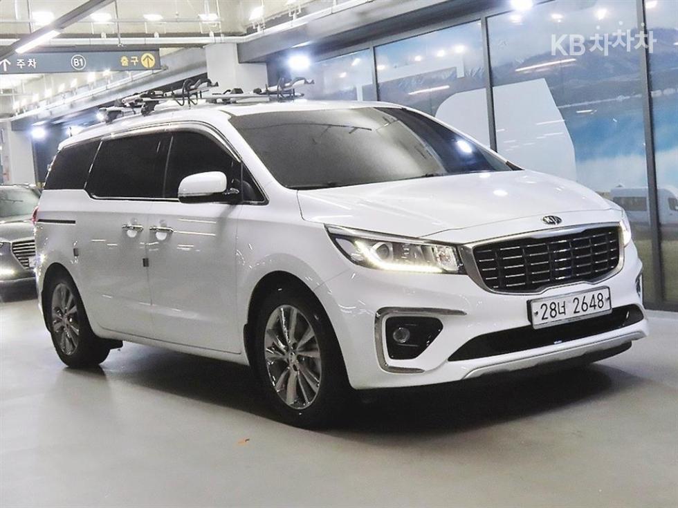 Kia Carnival PRESTIGE — фото 1
