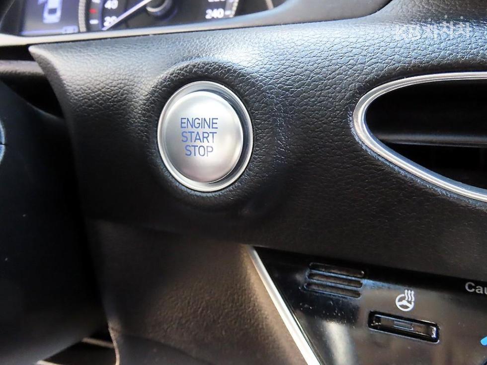 Hyundai Sonata — miniaturë 16