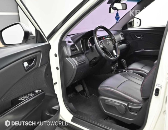SsangYong Tivoli — miniaturë 11