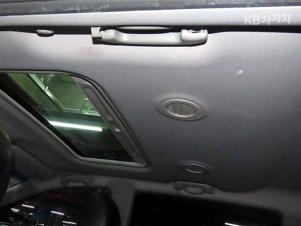 SsangYong Korando — miniaturë 17