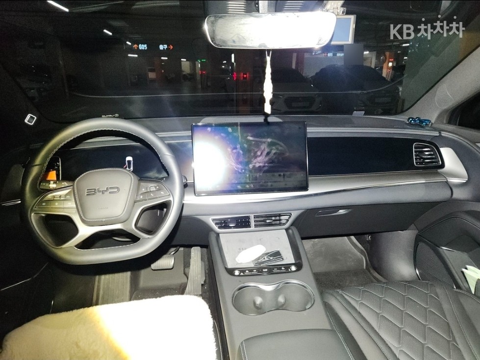 BYD Sealion 07 EV — miniaturë 10