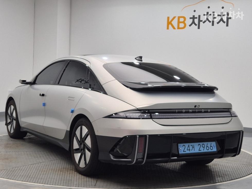 Hyundai IONIQ 6 PRESTIGE — фото 2