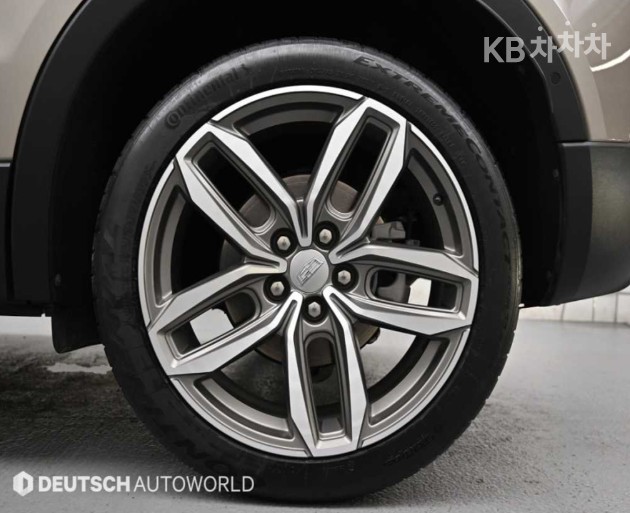 Cadillac XT4 — miniaturë 8