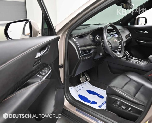 Cadillac XT4 — miniaturë 11