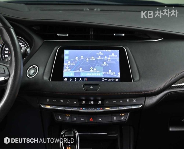 Cadillac XT4 — miniaturë 15