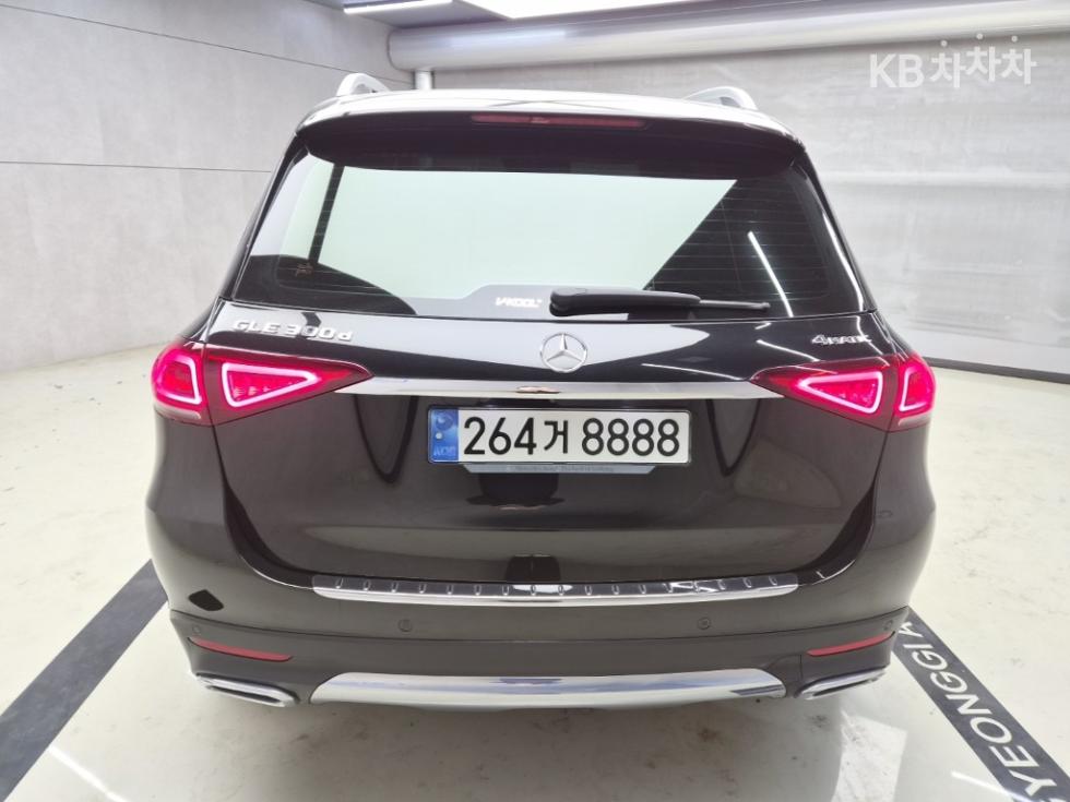 Mercedes-Benz GLE-Class — фото 3