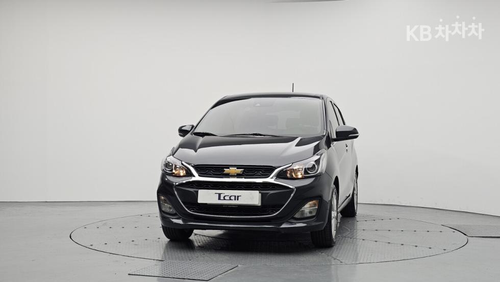 GM Korea Chevrolet Spark BASE MODEL — фото 3
