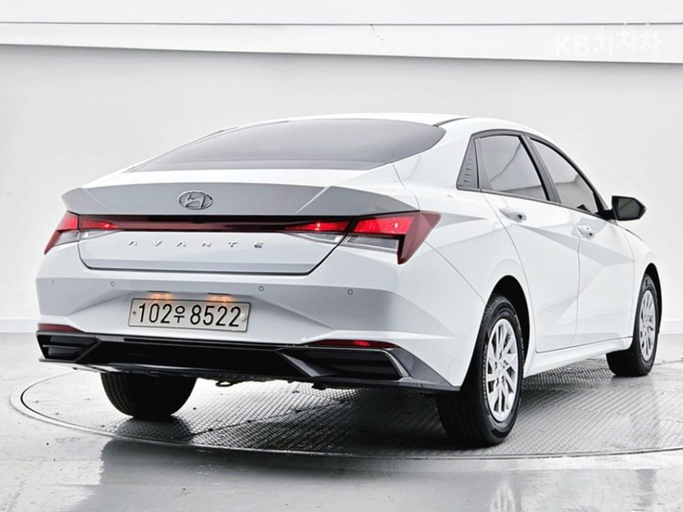 Hyundai Avante Smart — фото 2