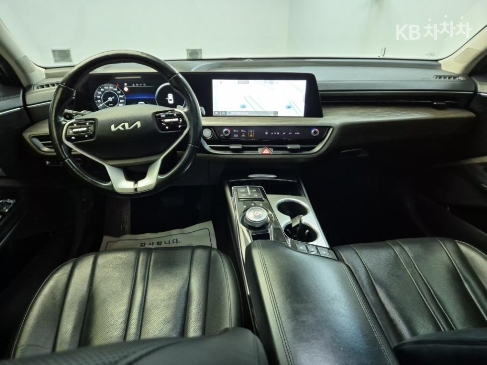Kia K8 — miniaturë 7