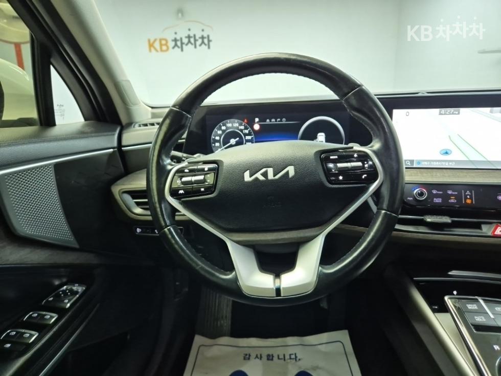 Kia K8 — miniaturë 9
