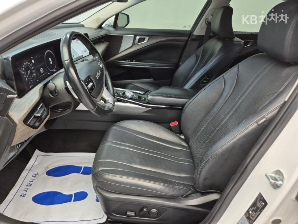 Kia K8 — miniaturë 11