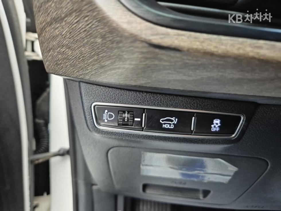 Kia K8 — miniaturë 17