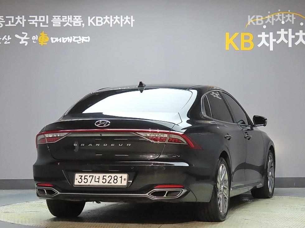 Hyundai Grandeur CALLIGRAPHY — фото 2