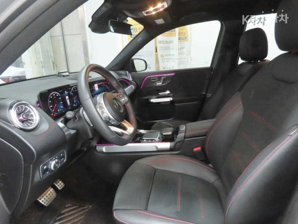 Mercedes-Benz GLB — miniaturë 5