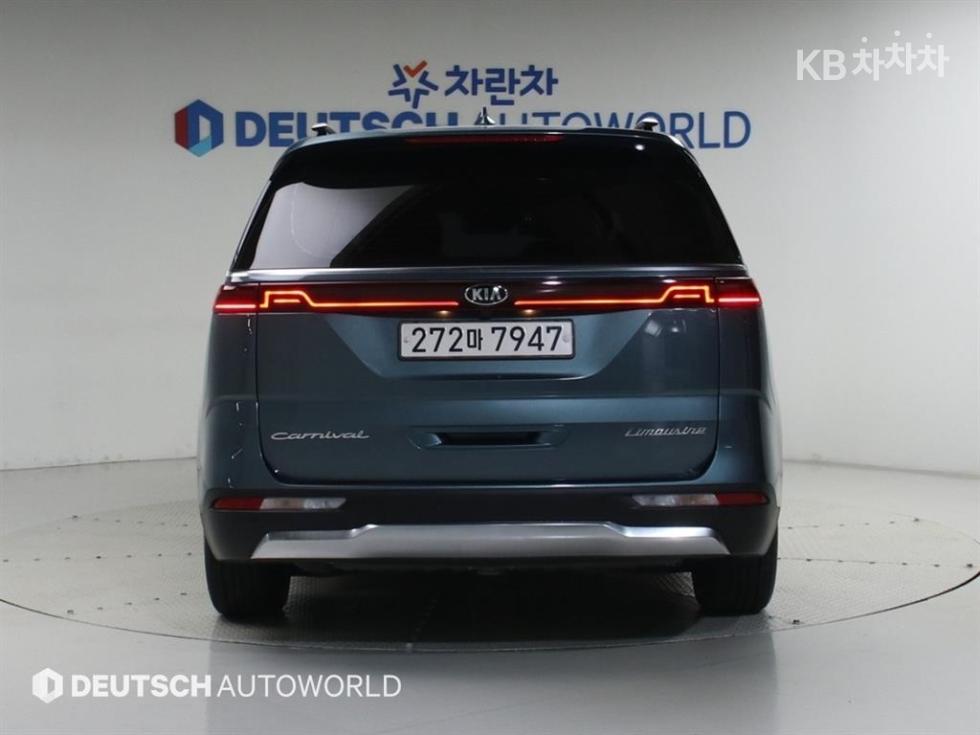 Kia Carnival SIGNATURE — фото 4