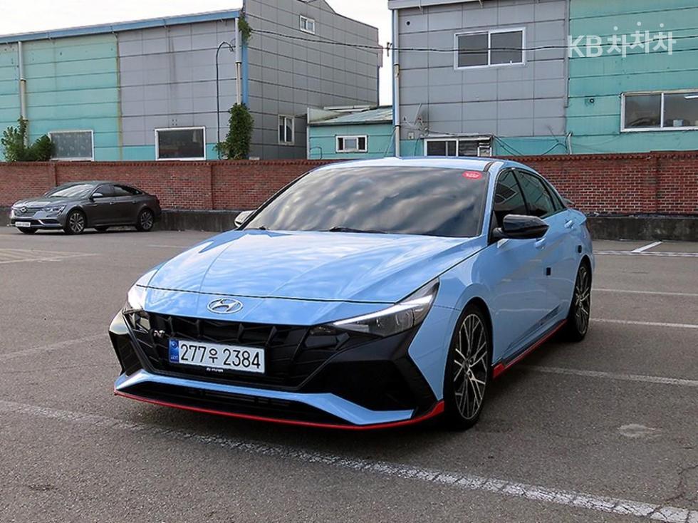 Hyundai Avante BASE MODEL — фото 1