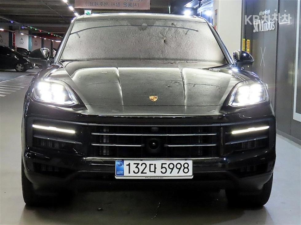 Porsche Cayenne — miniaturë 2