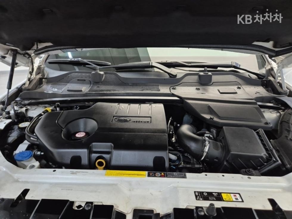 Land Rover Discovery Sport — miniaturë 5