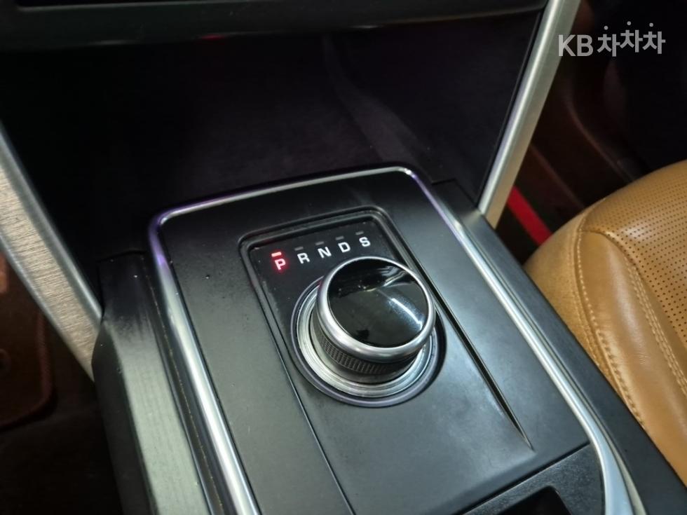 Land Rover Discovery Sport — miniaturë 8