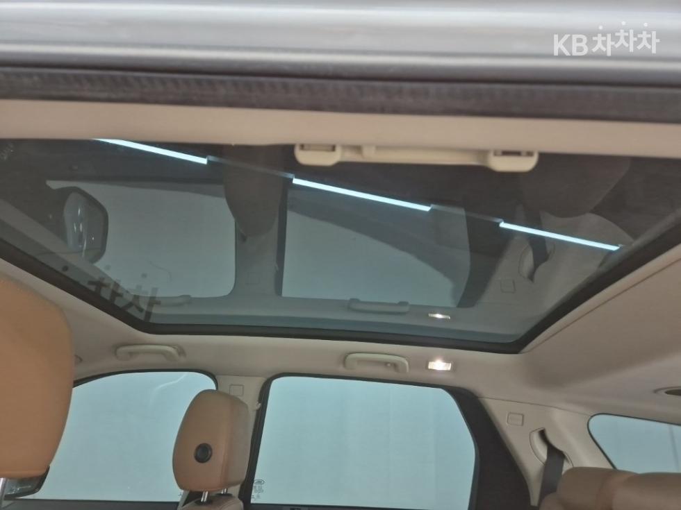 Land Rover Discovery Sport — miniaturë 13