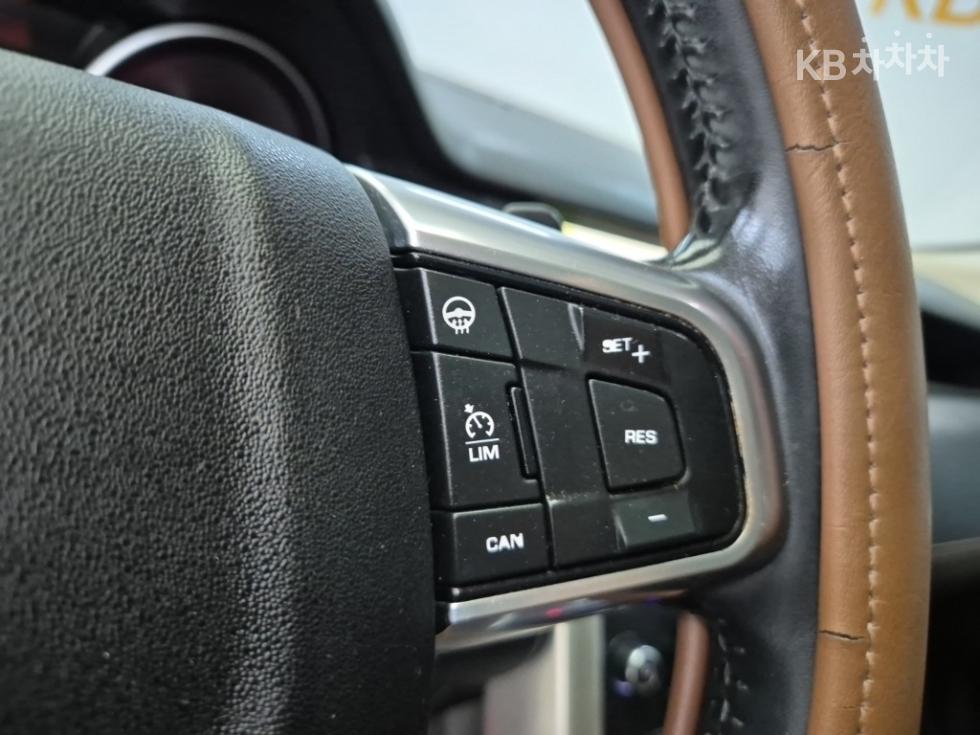 Land Rover Discovery Sport — miniaturë 16