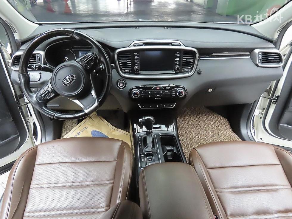Kia Sorento — miniaturë 10